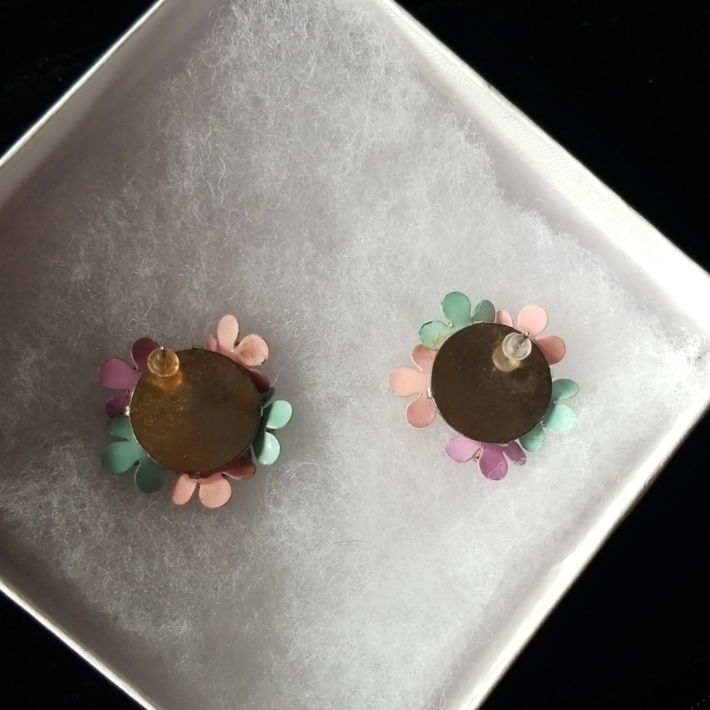 Earrings - Picture 2 of 2